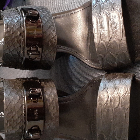 Coach Block heel Sandals - Picture 7 of 7